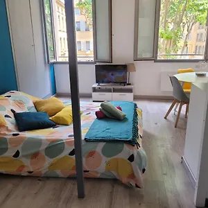 Charmant Studio Avec Mezzanine Appartamento