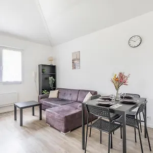  Appartement Maisonnette Avec Petit Jardin