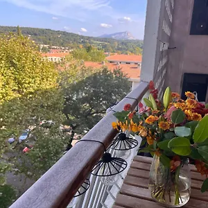  Appartement Calme, Vue St Victoire, Proche Centre Avec Parking
